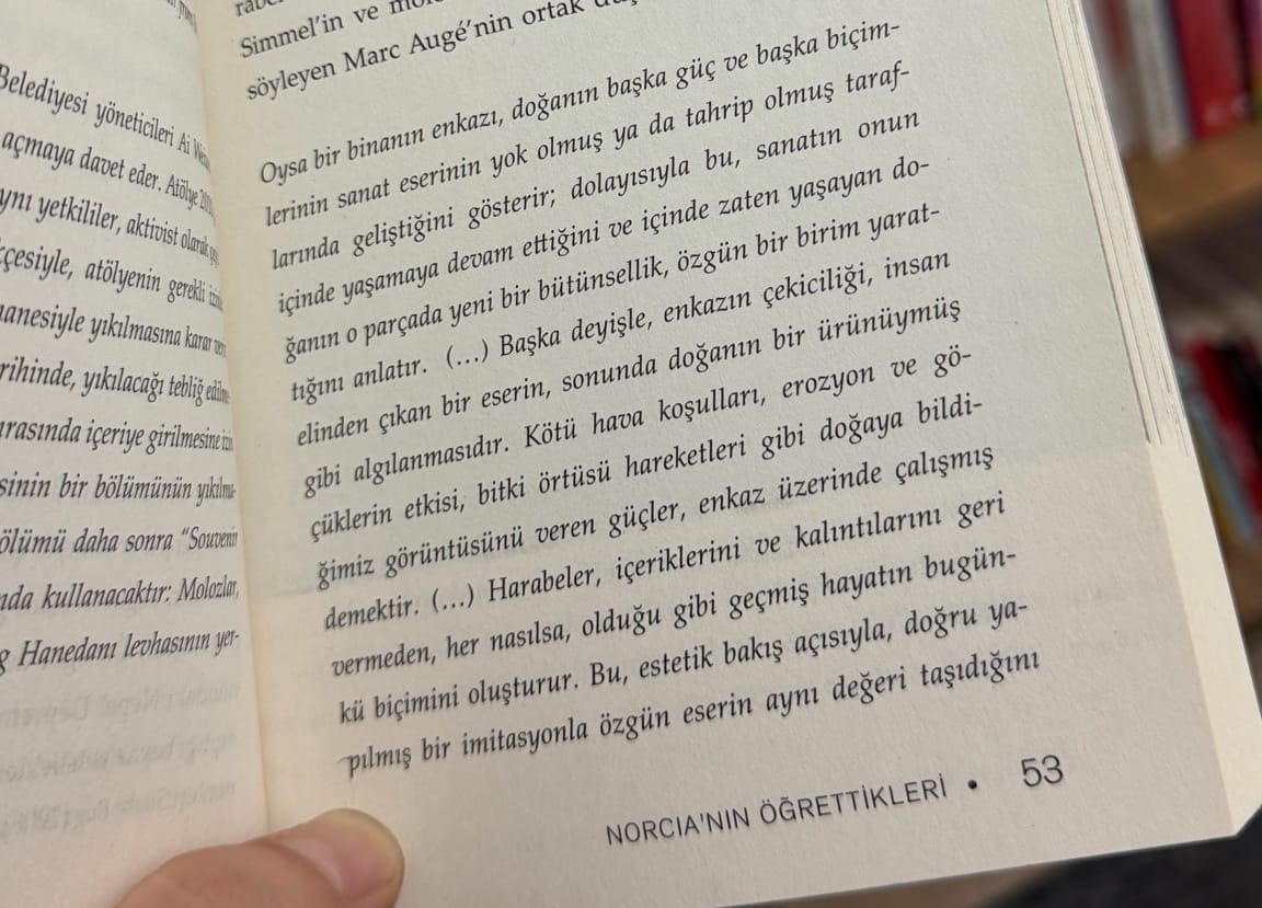 Enkazın Çekiciliği